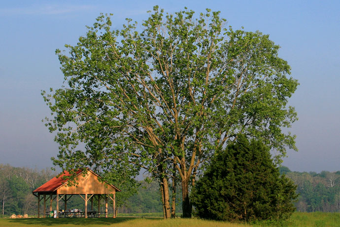 Darby Bend Lakes shelter at Prairie Oaks Metro Park