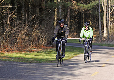 Bikers on Alum Creek Trail