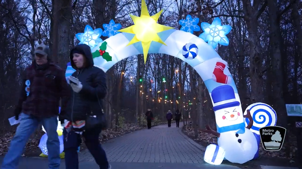 Hike under the lights at Metro Parks 2025-26